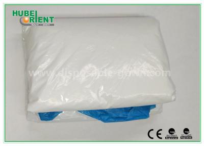 Single Use Protective Visitor Set Used In Hospital Food Industry And Laboratory