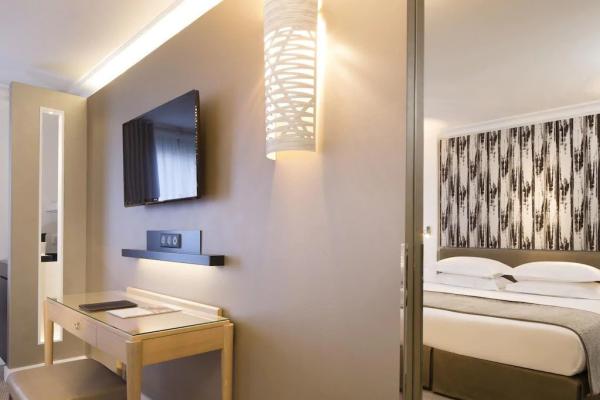 South Africa hotel interior furniture from China factory for guestroom bed set with sofa in leather upholstered and wood