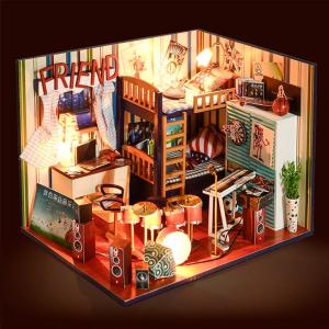 DIY Dollhouse