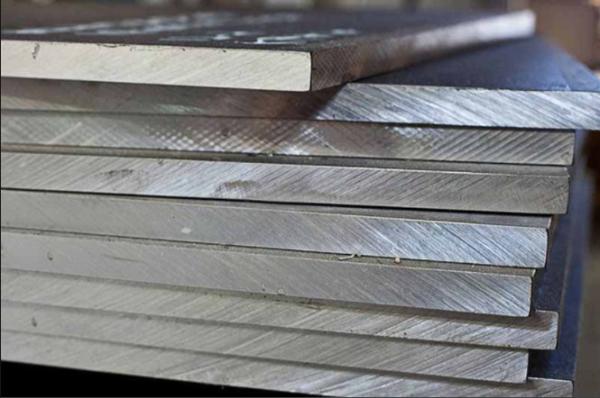 o aço carbono do comprimento Q275 de 12m chapeia laminado a alta temperatura