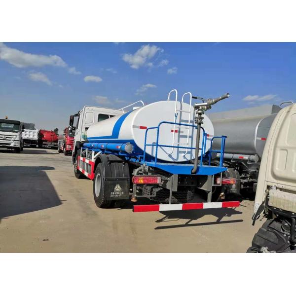 266хп тележки 4 * 2 топливного бака жидкого топлива воды Синотрук 10кбм с кондиционером