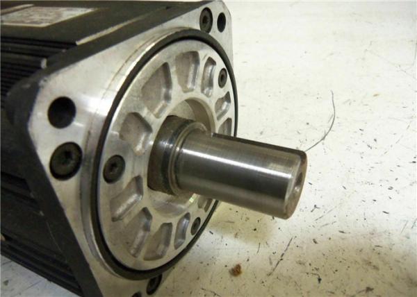 MOTOR do BOCADO SGMSH-20ACA61 3000 RPMSERVO da série 17 de YASKAWA SGMGH NOVO na CAIXA