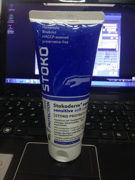 Stokoderm Industrial Hand Cleaner Skin Protection Against Water-Based Workplace Substances And For Regeneration