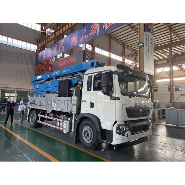 Truck Mounted HOWO 38M Concrete Pump Truck With Three Axle
