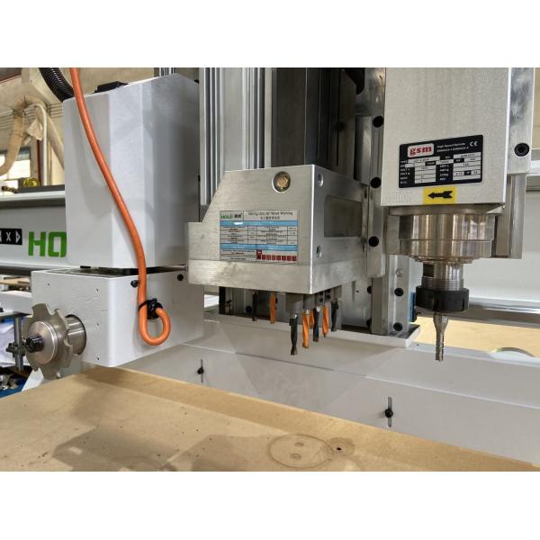 машина маршрутизатора Cnc Woodworking оси 4x8 3 компьютеризировала автоматическую загрузку разгружая минуту 25m