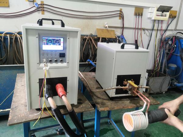Máquina de aquecimento por indução industrial digital 60KW 50KHZ aquecedor por indução derretendo metal