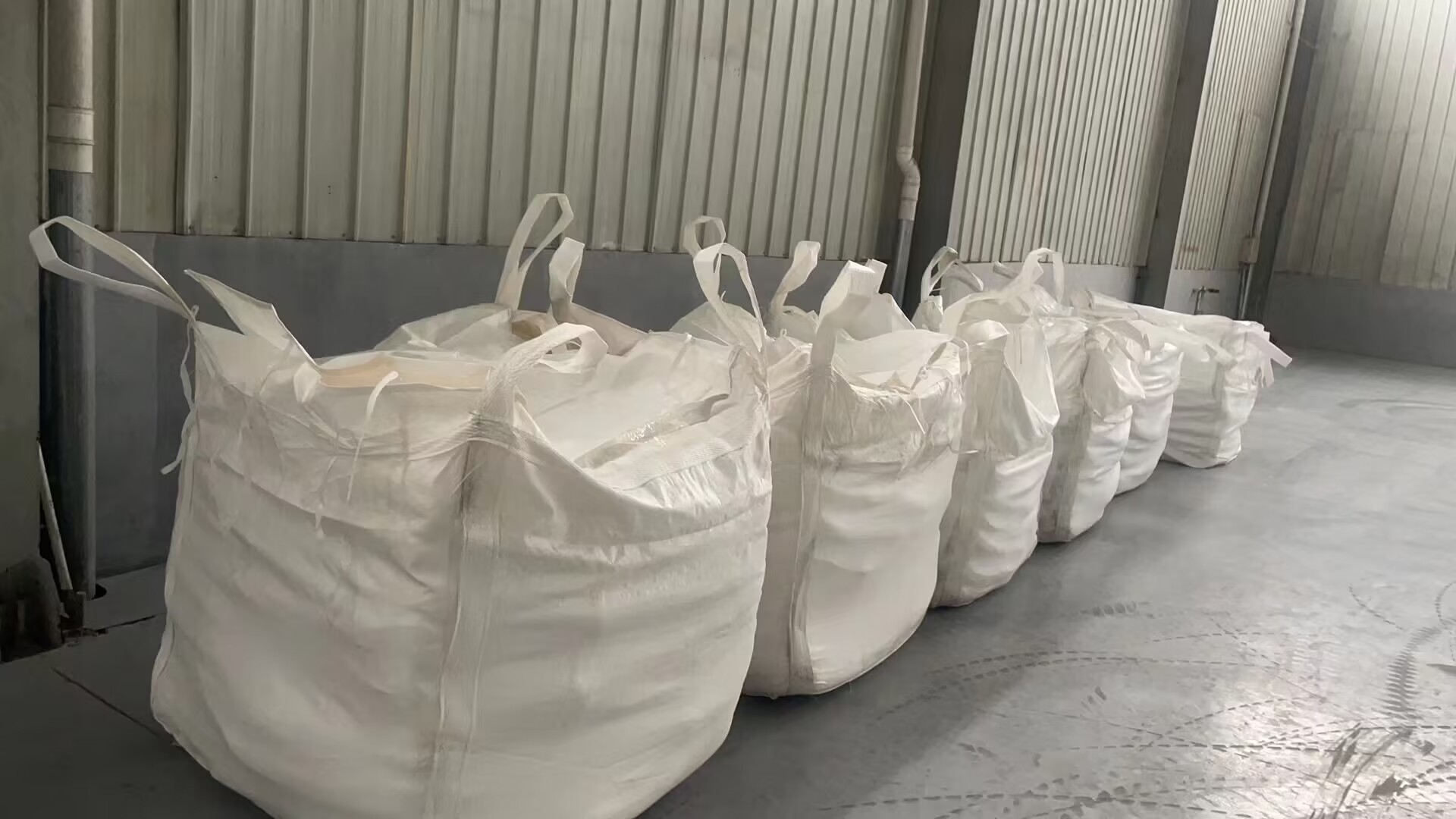 Glass Beads Reflective for Road Line Marking Paint | China Standard Traffic Glass Bead Drop-on Intermix Type A B 