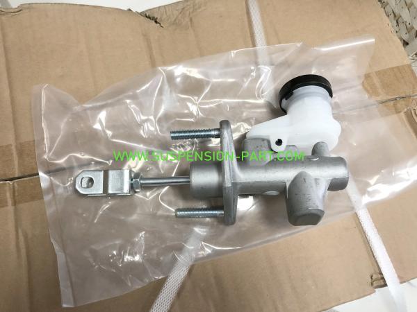 OEM 2345A015 MR995034 CLUTCH MASTER CYLINDER para a Mitsubishi L200/TRITON