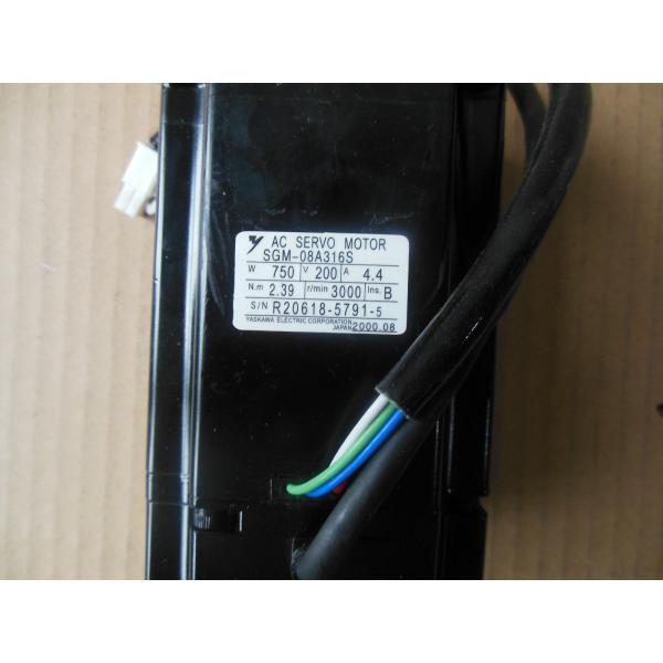 1PAC New and original  YaskawaNew AC SERVO MOTOR 750W 4.4A SGM-08A316S