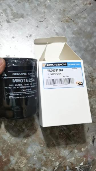 YA00031807 ME015254 Machinery Farm Tractor Truck Element Fuel Excavator Spare Parts  Hitachi