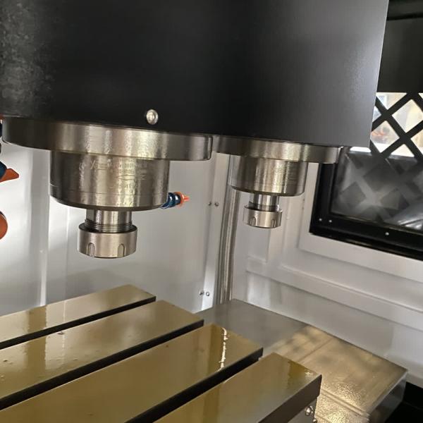 Automatic CNC Engraving Milling Machine 500x400x400mm Work Area