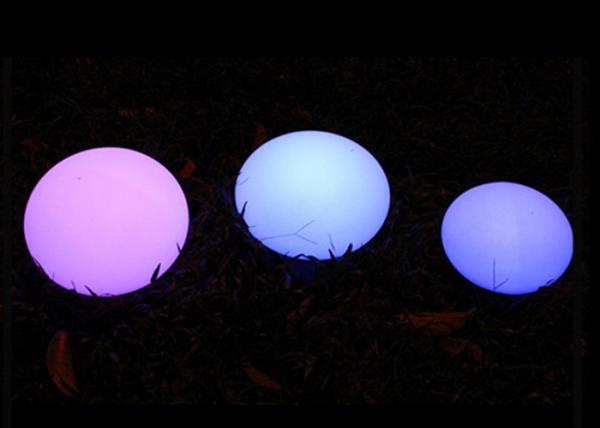 16 luzes pequenas recarregáveis da bola do diodo emissor de luz das cores para a decoração exterior da iluminação