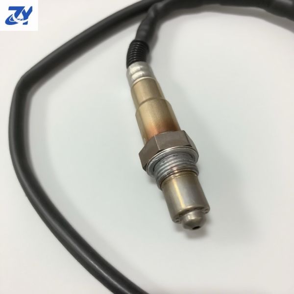 Equipment manufacturer High-quality oxygen sensor Rear original Suitable for Ferrari 458 Italian Spider OE180915 High