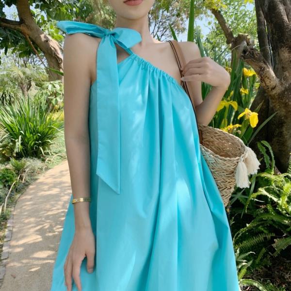Irregular Womens Vacation Dresses , Single Sling Womens Green Holiday Dress With Bow