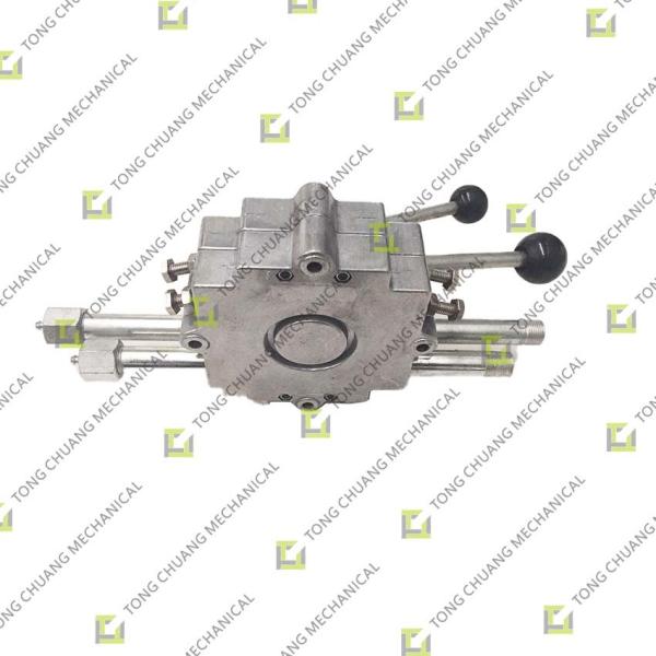 Mecanismo de control de dos mangos, de un solo mango, dispositivo de control del camión mezclador, sistema de control del camión mezclador, mecanismo de control del tambor de mezclado, mecanismo de operación del camión mezclador, mecanismo de control hidráulico del camión mezclador