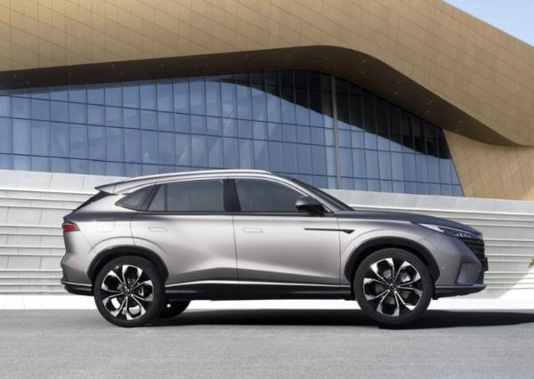 High Speed Cheap Petrol Cars Intelligent Roewe New RX5 4 Door 5 Seats