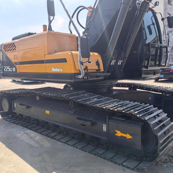 Une nouvelle arrivée de 22 tonnes d'excavatrices Hyundai utilisées Hyundai 225lc-9 Crawler Digger en vente
