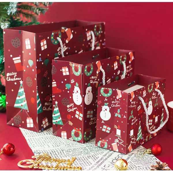 Printed CCNB Christmas Paper Bags For Xmas Eve Gift Takeaway