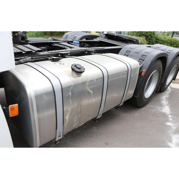 Трактор Трактор Цена Торговля ZF Гейрбокс Автоматический 6×4 ISUZU Прицепная головка 520hp Высокая крыша кабины