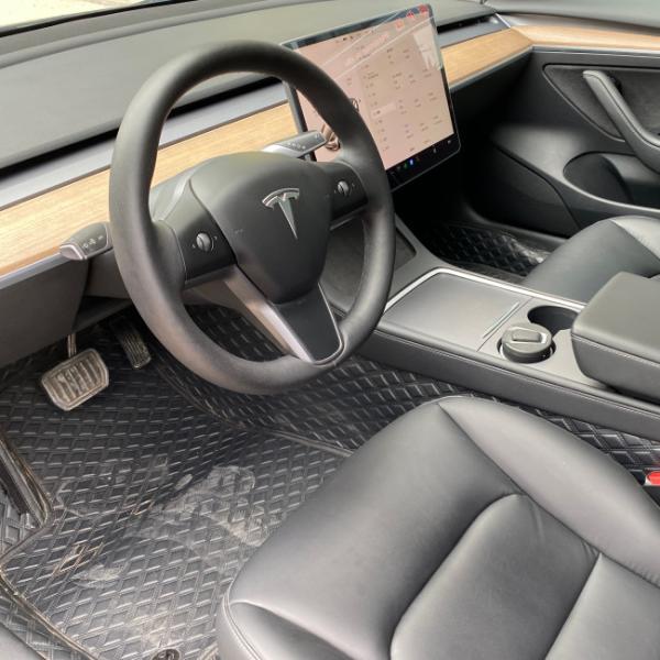 Левое управление рулем руки использовало автомобили 2021 EV черный цвет использовал модель 3 Tesla