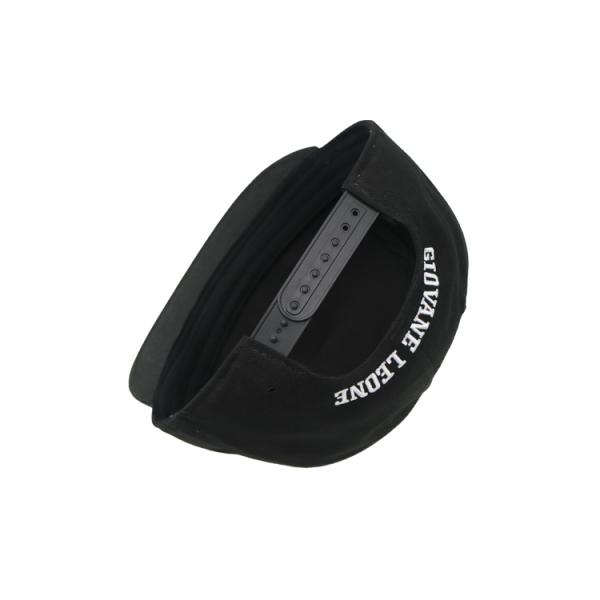 Logotipo bordado blanco del cierre del borde de los sombreros planos negros plásticos del Snapback