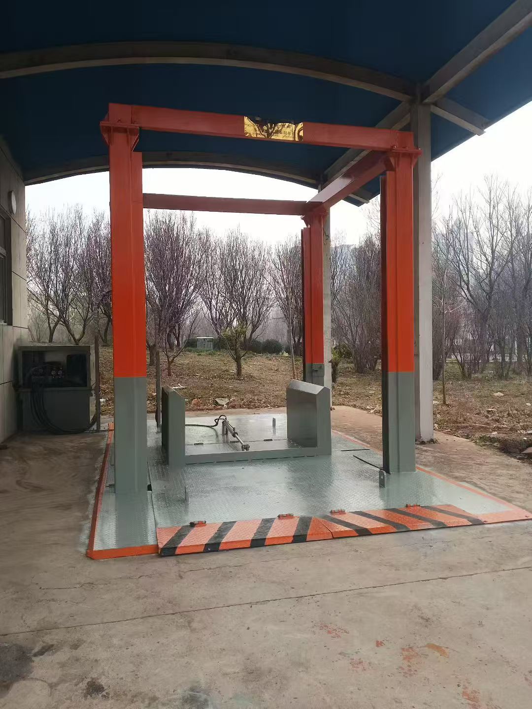 Automatic Heavy-duty Hydraulic Waste Compactor and Garbage Compression Machine - CE Certified for Factory & Commercial Waste