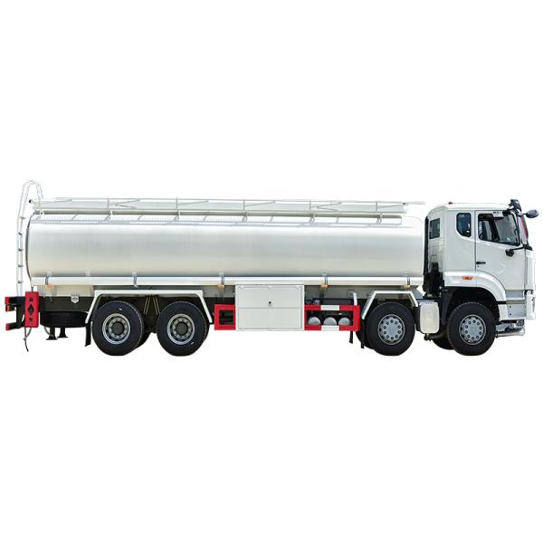 Howo 8x4 Fuel Oil Tanker Truck For Fuel Transportation 10 - 15T Gross Vehicle Weight