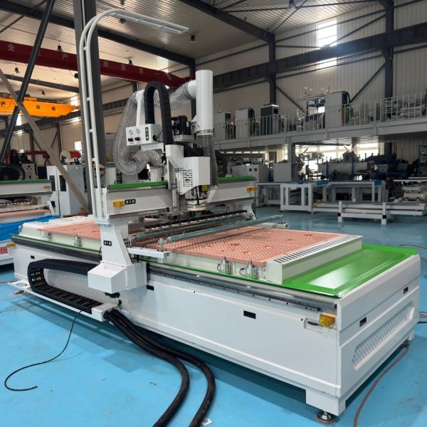 ATC Nesting 3 Axis CNC Router Machine With 9KW Spindle