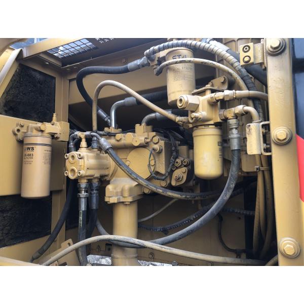 1.6 m3 Capacidad de cubo Caterpillar 330D Excavadora de los Estados Unidos con horas bajas