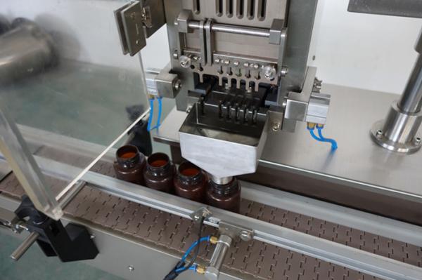 Electronic Tablet Capsule Counting Machine Automatic Capsule Filling Machine 20000-40000 Pcs / Hour