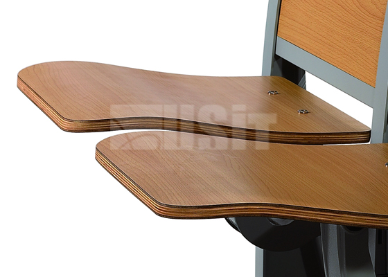 Пол - установленный материал высокой эффективности стульев стола студента колледжа деревянный