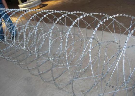 OD 900mm Concertina Razor Barbed Wire Coiled BTO 22  Galvanized
