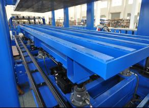 linha de produção do painel de sanduíche do plutônio do teto da folha 5.5Kw da bobina de 1000mm corrente de 1,0 polegadas