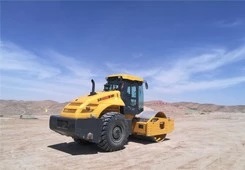 SR26T / SR30T Pneumatic Road Building Machines 26 Ton / 30 Ton Wheel Tire Road Roller Equipment