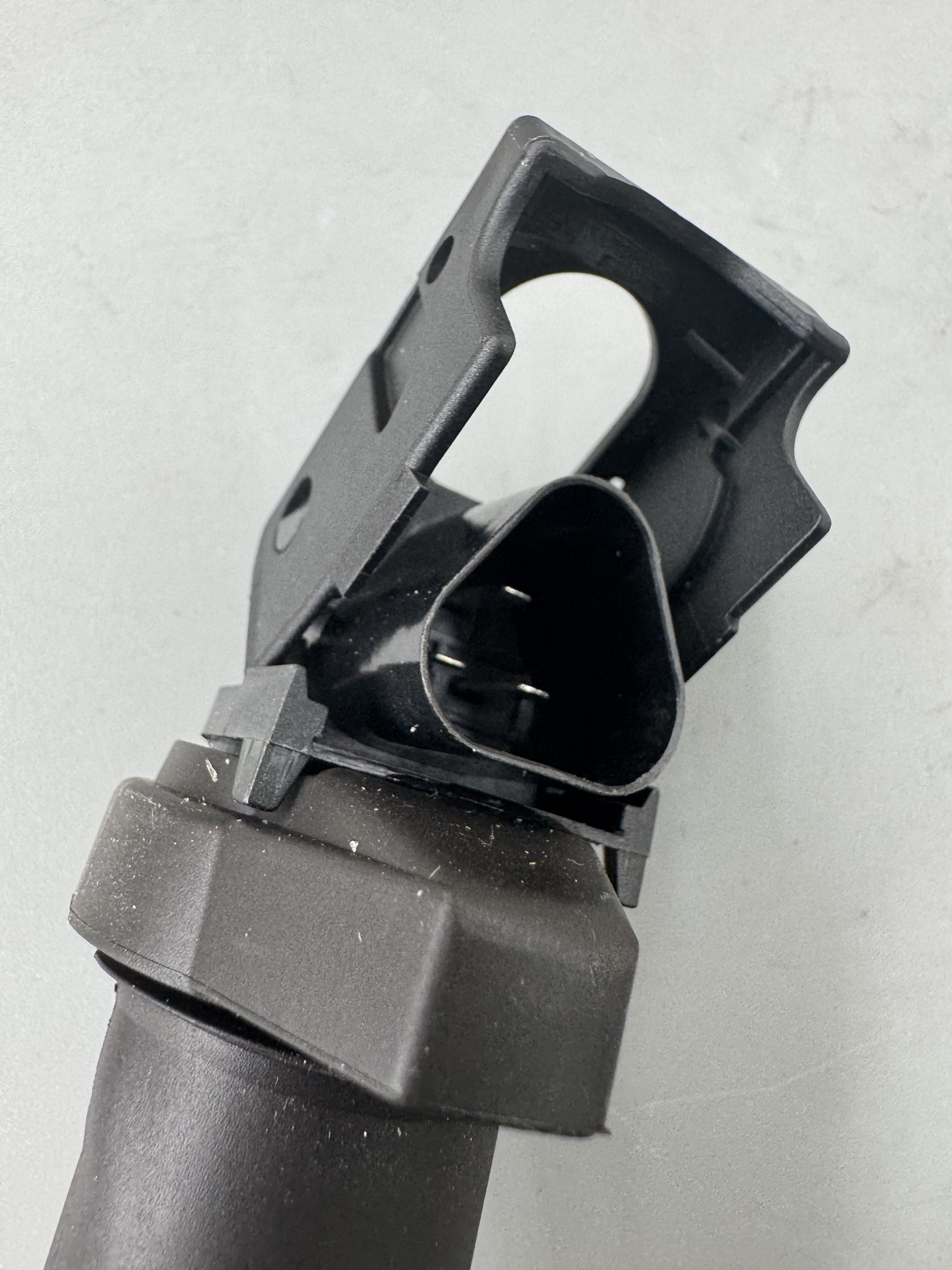Hot Selling Ignition Coil 12138657273 for BMW N52