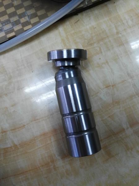 HITACHI HYDRAULIC TRAVEL MOTOR PARTS EX700-1 CYLINDER BLOCK VALVE PLATE PISTON SHOE