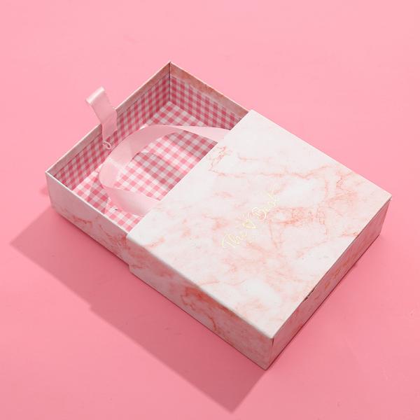 Кольцевая коробка с магнитным закрытием