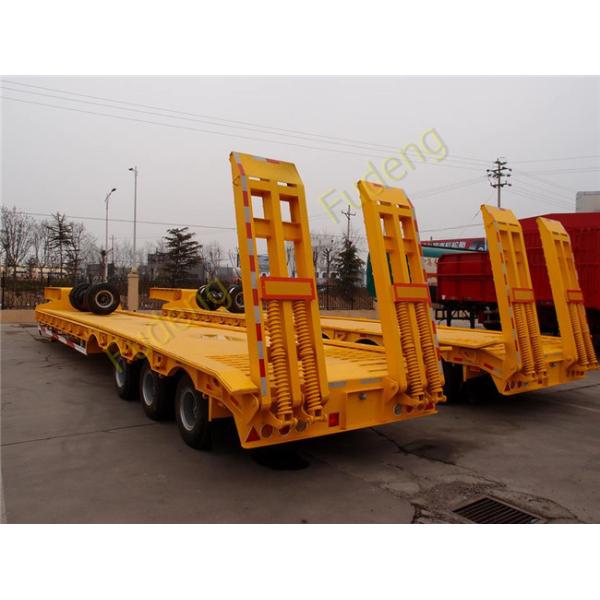 Tri Axle Low Bed Semi Truck Trailer For Sale 60 Ton Heavy Machine Transport