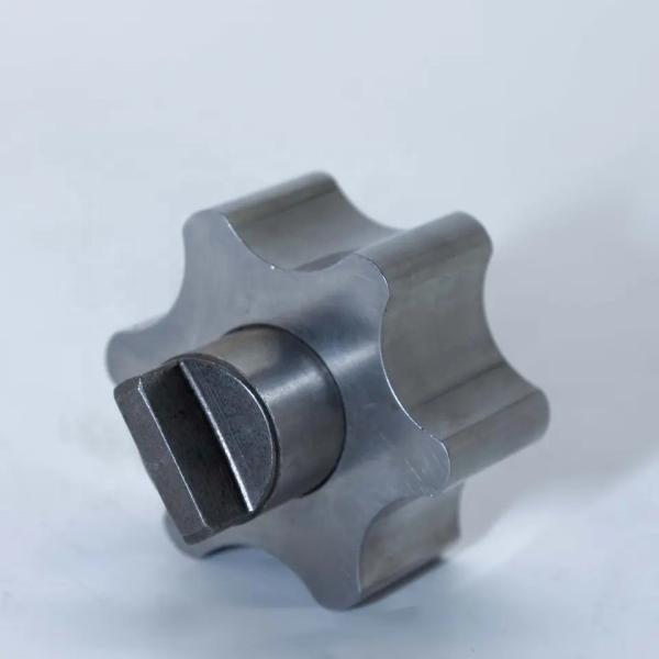 Sinotruk Howo SITRAK ZF Truck Gearbox Long Pump Shaft with Steel Material and Fast Shipping
