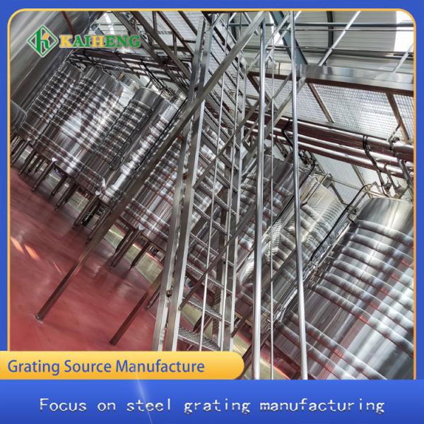 T3 Stainless Steel Ladder Step Plate For Indoor Use In Chemical Plant Workshop