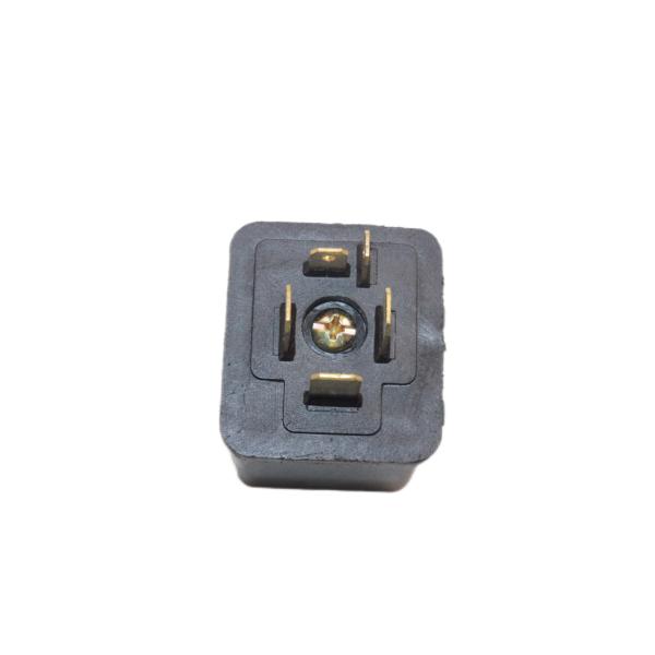 ISUZU Auto Electrical Parts 700P 4HK1 FREE Clutch Relay 8972385401