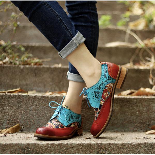 Британский стиль Женщины Броуг Оксфордские туфли Многоцветные Женщины Кожаные туфли Дерби