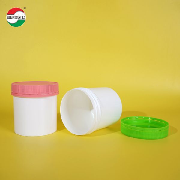 Food Grade Customized Plastic Bottle HDPE Soft Touch Medicine Pill Bottles Screw Cap Packaging