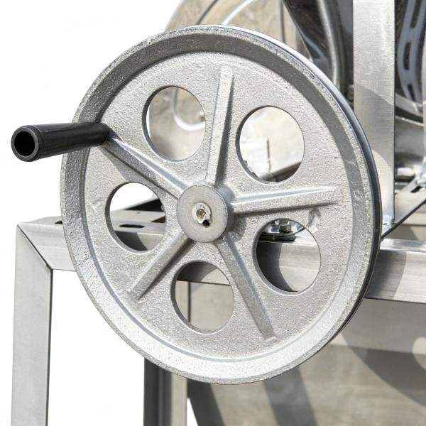 Stainless Steel Shredder And Slicer 500kg/H Output 2800rpm Motor Farm Feed Processing