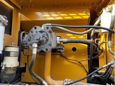 Excavadora SANY245 de segunda mano con bajo precio y excelente calidad Capacidad de cubo 1.4m3 Peso de la máquina 25500kg