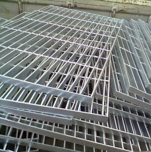 Industrial Steel Grating 25-W-4 Platform