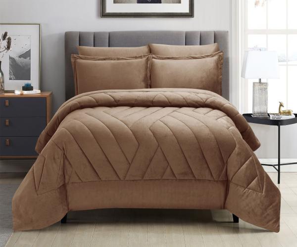 Quilted Pattern Crystal Velvet Fiber Filling Winter Comforter Set 220x240cm 240x260cm