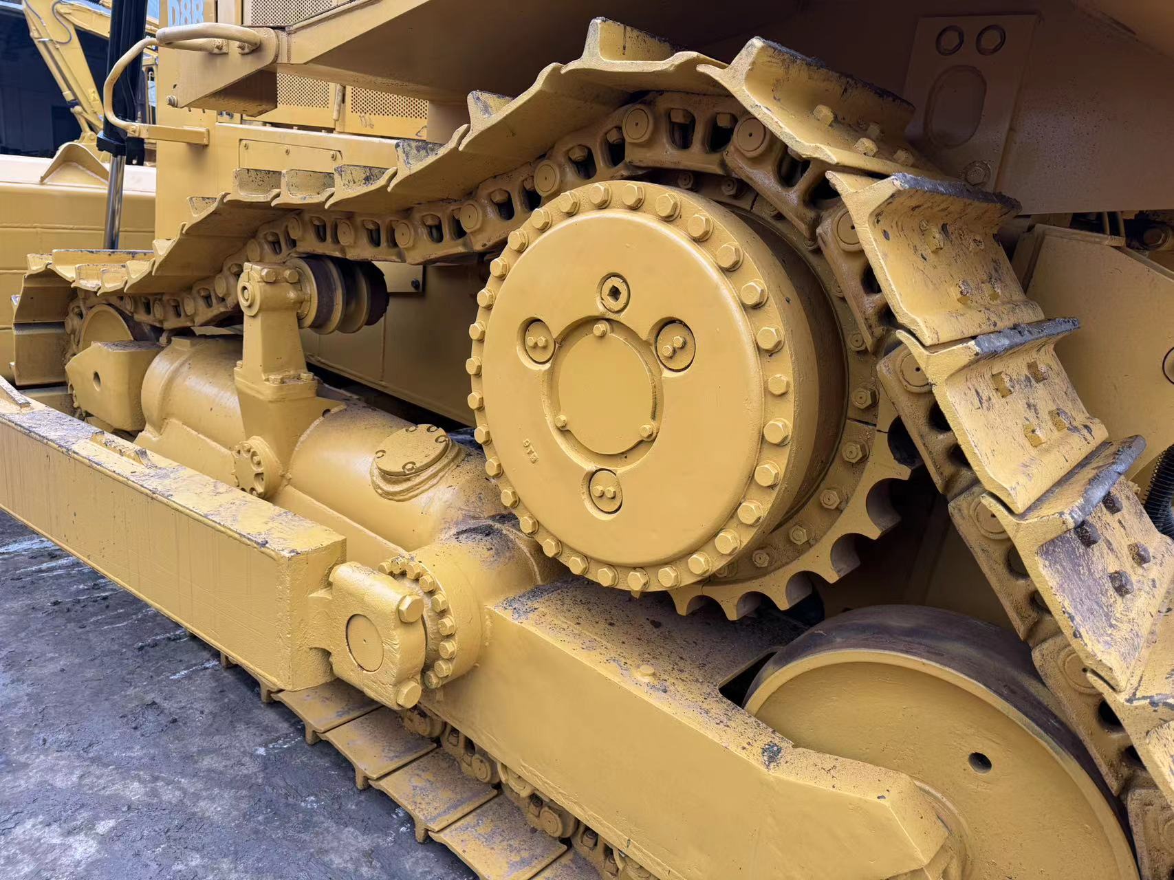 Использованный CAT Caterpillar D8R Бульдозер Гидравлическая машина Подержанный CAT Пушдозер Земляносец