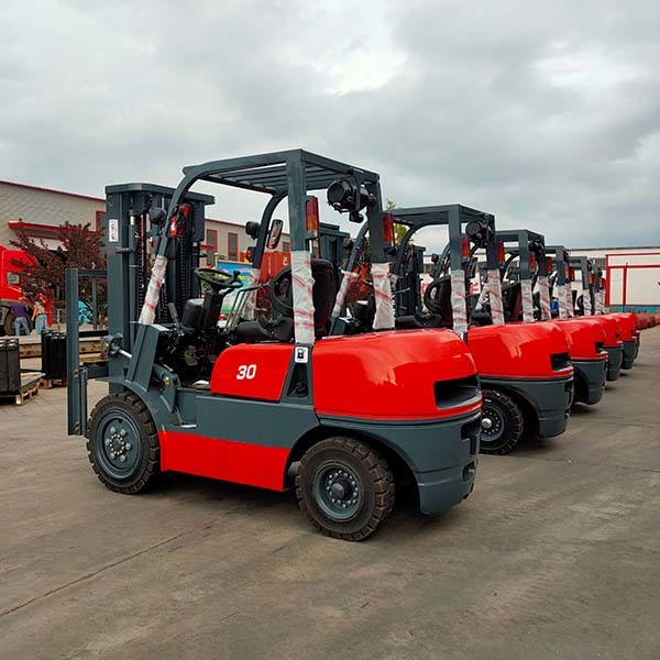 3500kg CPCD35 Diesel Powered Forklift Truck With Duplex Full Free Lift Mast