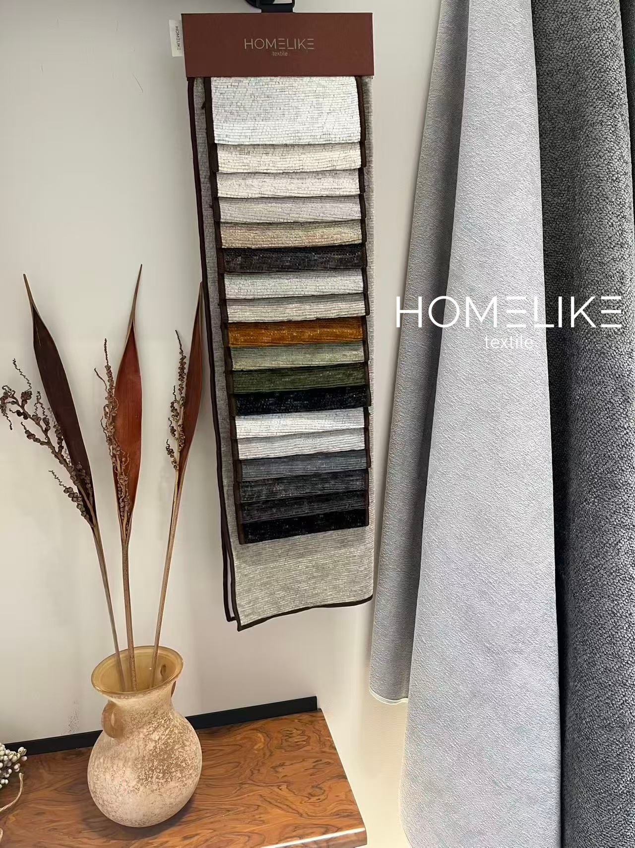 320GSM Yarn dyed woven chenille fabric for sofa